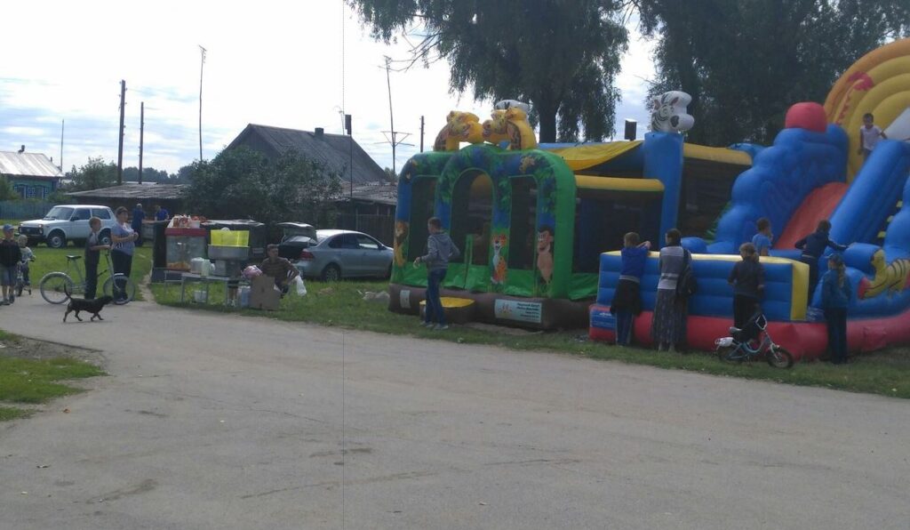 Устьянцево